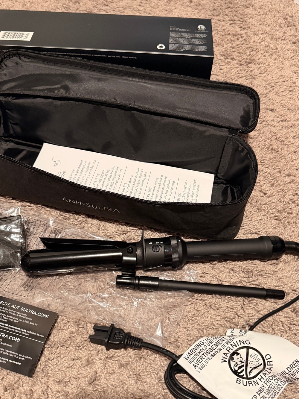 Black Curling Iron with Travel Case